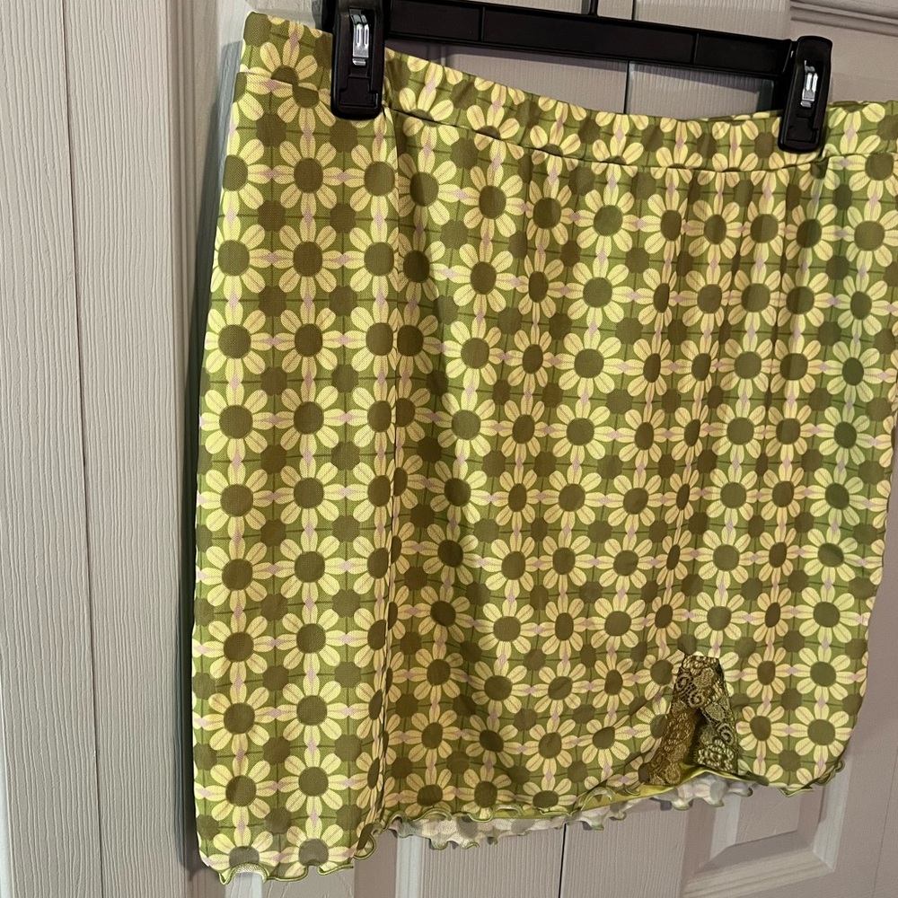 Green flowered skirt